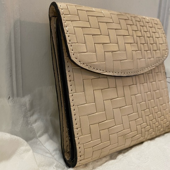 Patricia Nash* Reiti* Kiss-lock Leather Woven Wallet• NWT - Picture 4 of 9
